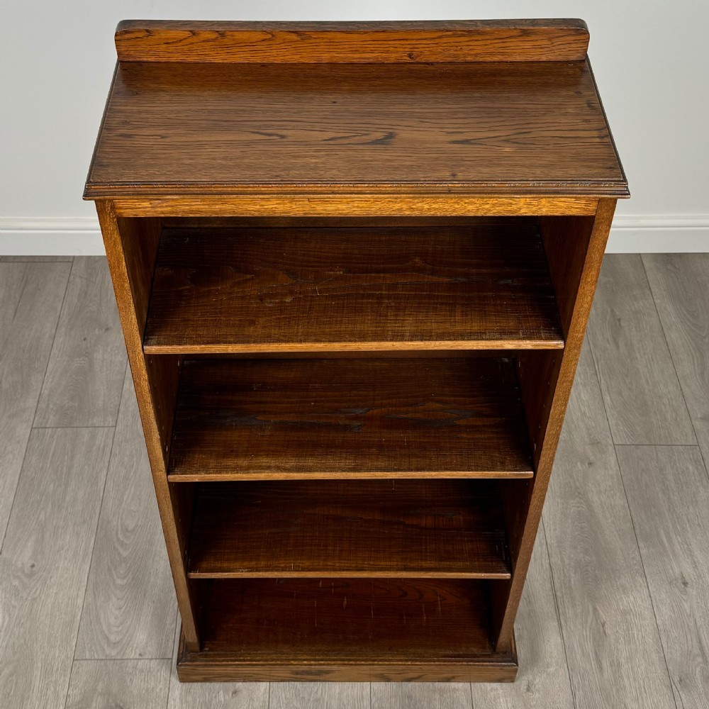 Antique 20th Century Good Quality Open Bookcase In Oak  View VIII