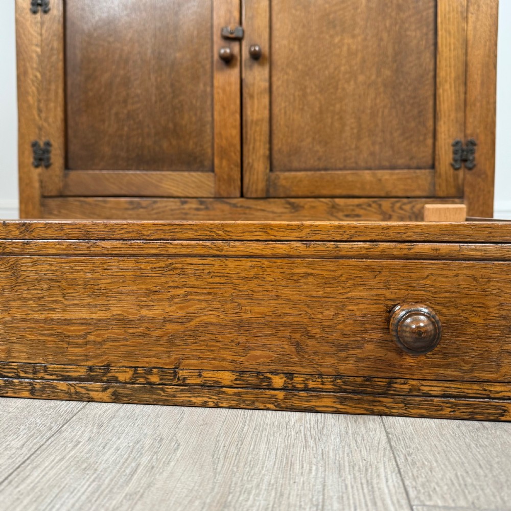 Antique 20th Century Good Quality Dresser In Oak  View XI