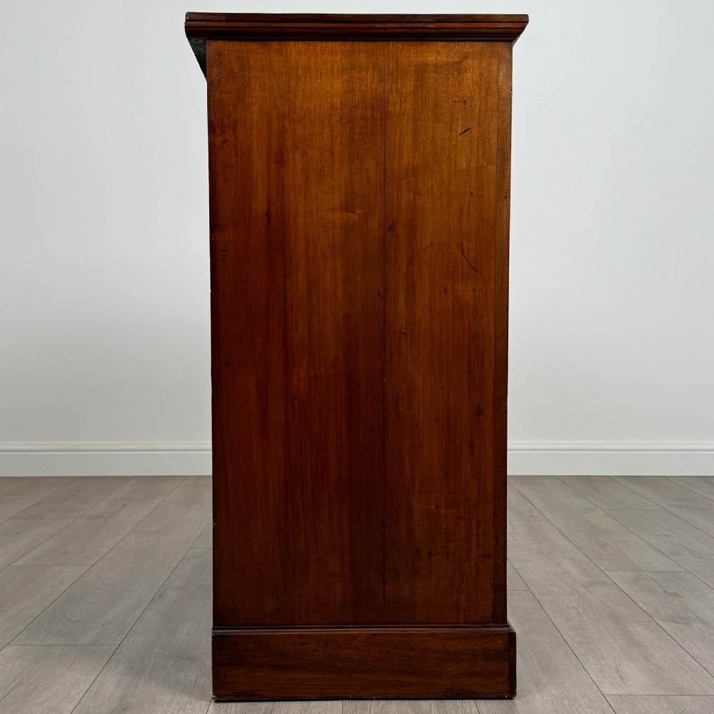 Antique 20th Century Good Quality Walnut Chest Of Drawers  View VII