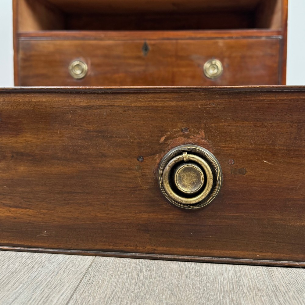 Antique 18th Century Small Chest Of Drawers In Mahogany View XI