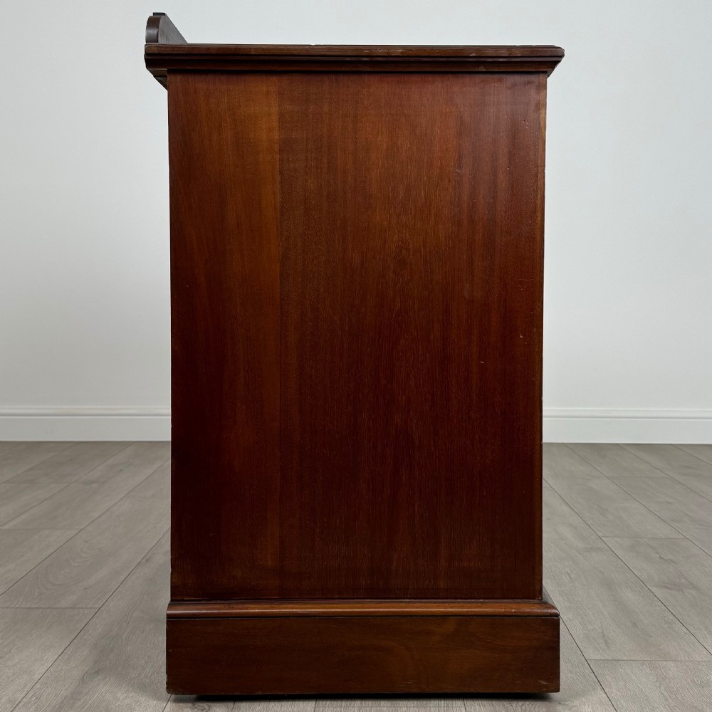 Antique 20th Century Chest Of Drawers In Walnut  View VI