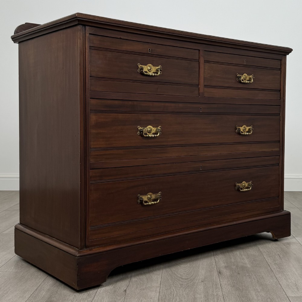 Antique 20th Century Chest Of Drawers In Walnut  View VIII