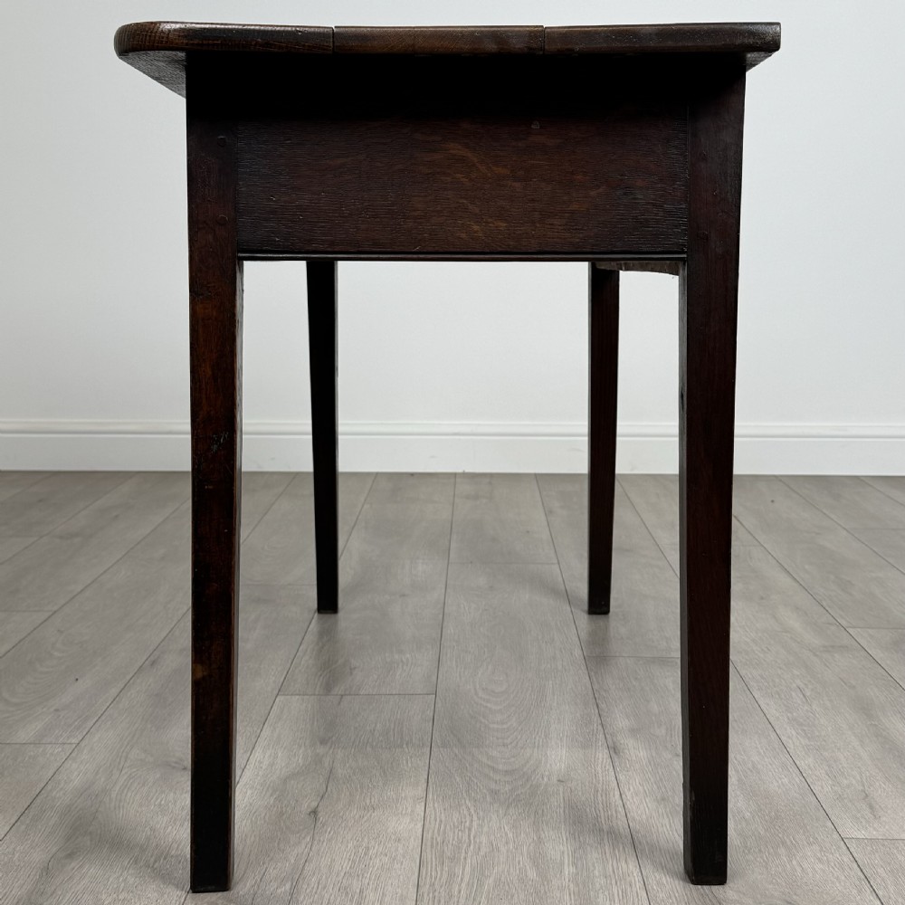 Antique 18th Century Good Quality Writing Table In Oak  View III