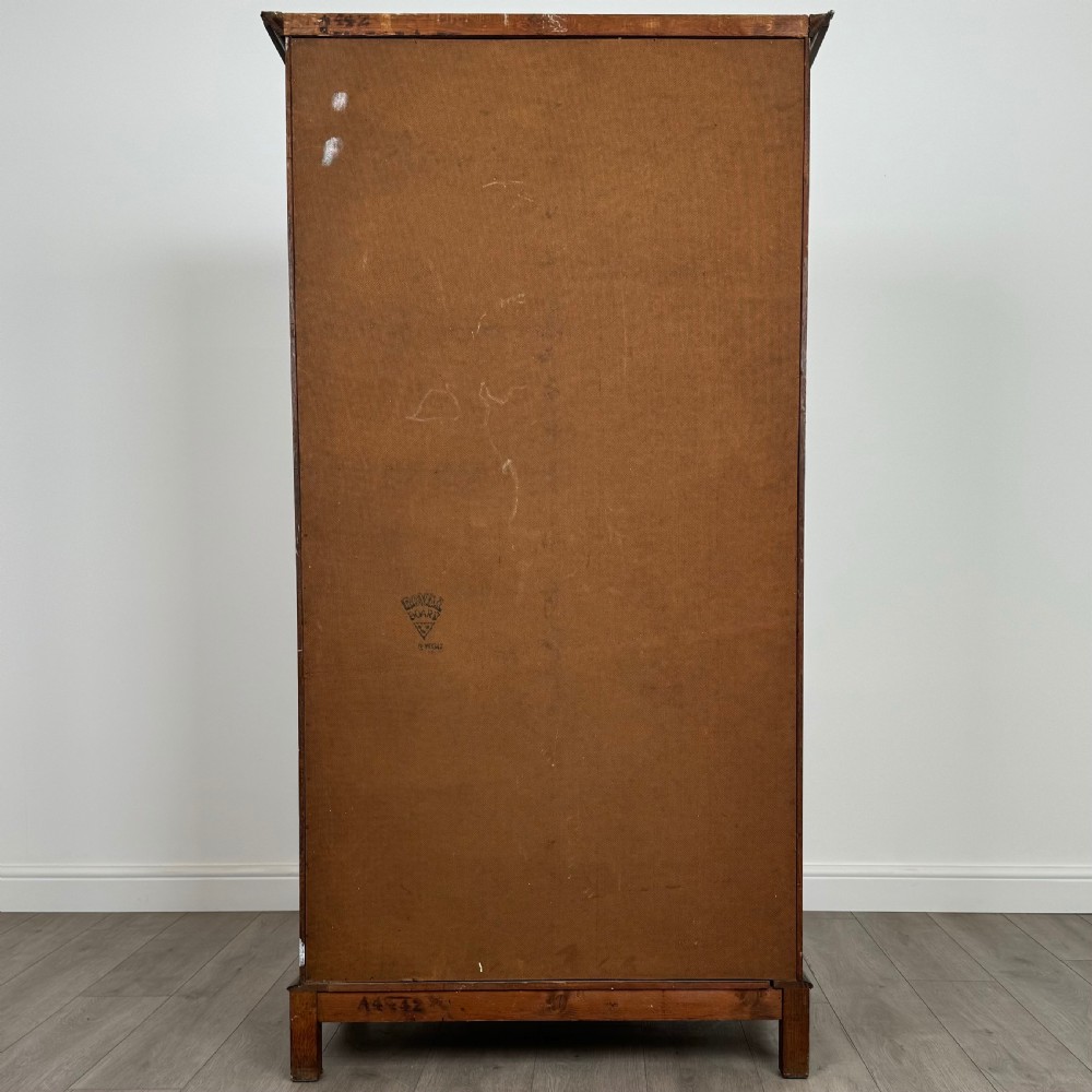 Antique 20th Century Good Quality Fitted Wardrobe In Oak  View VII