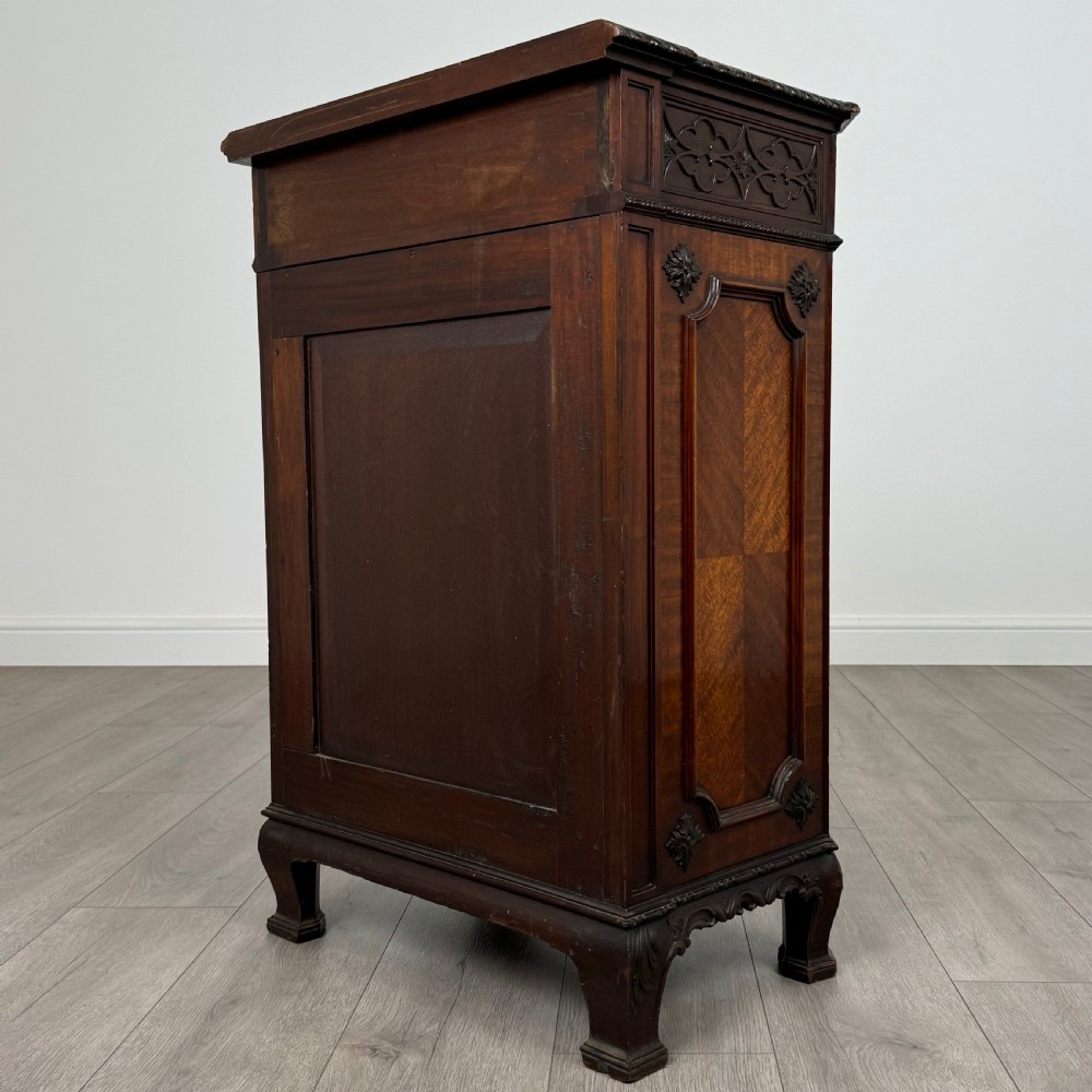  Antique 20th Century Fine Quality Cabinet In Mahogany  View VII