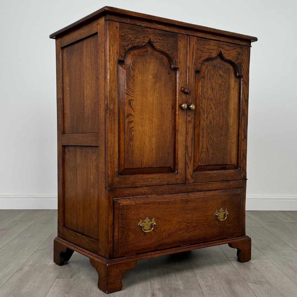 Antique 20th Century Cupboard In Oak  View IX