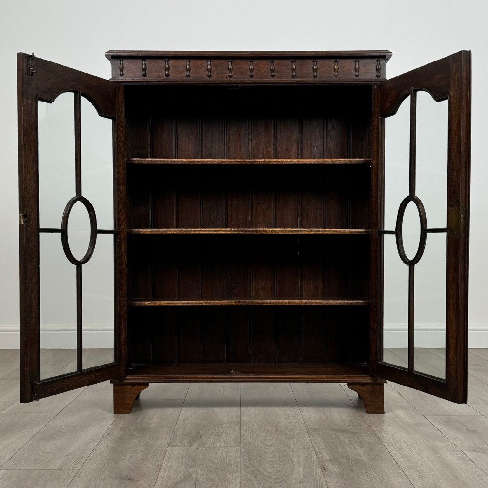  Antique 20th Century Display Cabinet In Oak  View II