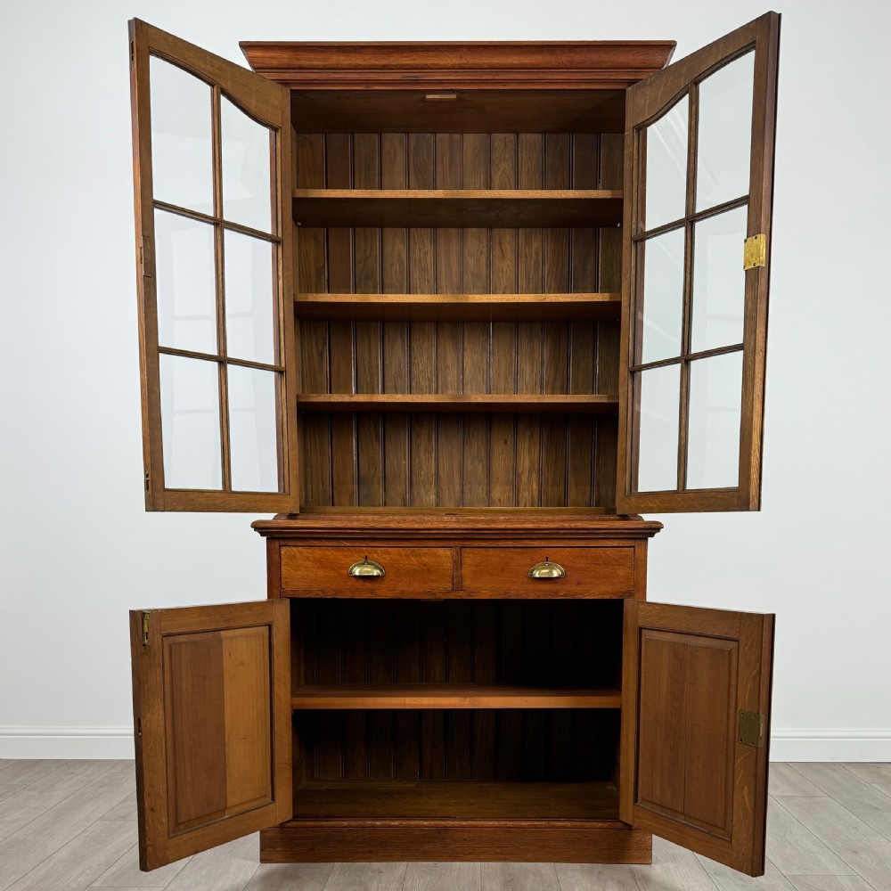 Antique 20th Century Fine Quality Bookcase In Oak  View III