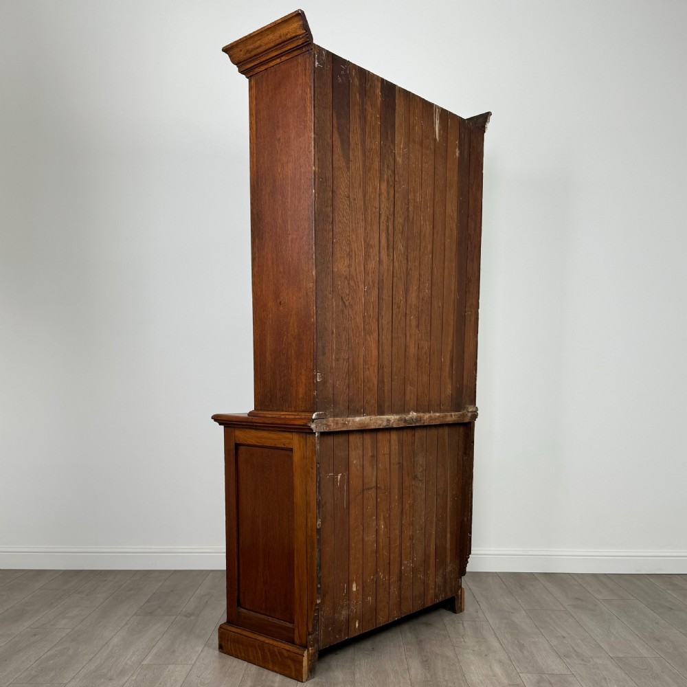 Antique 20th Century Fine Quality Bookcase In Oak  View VI