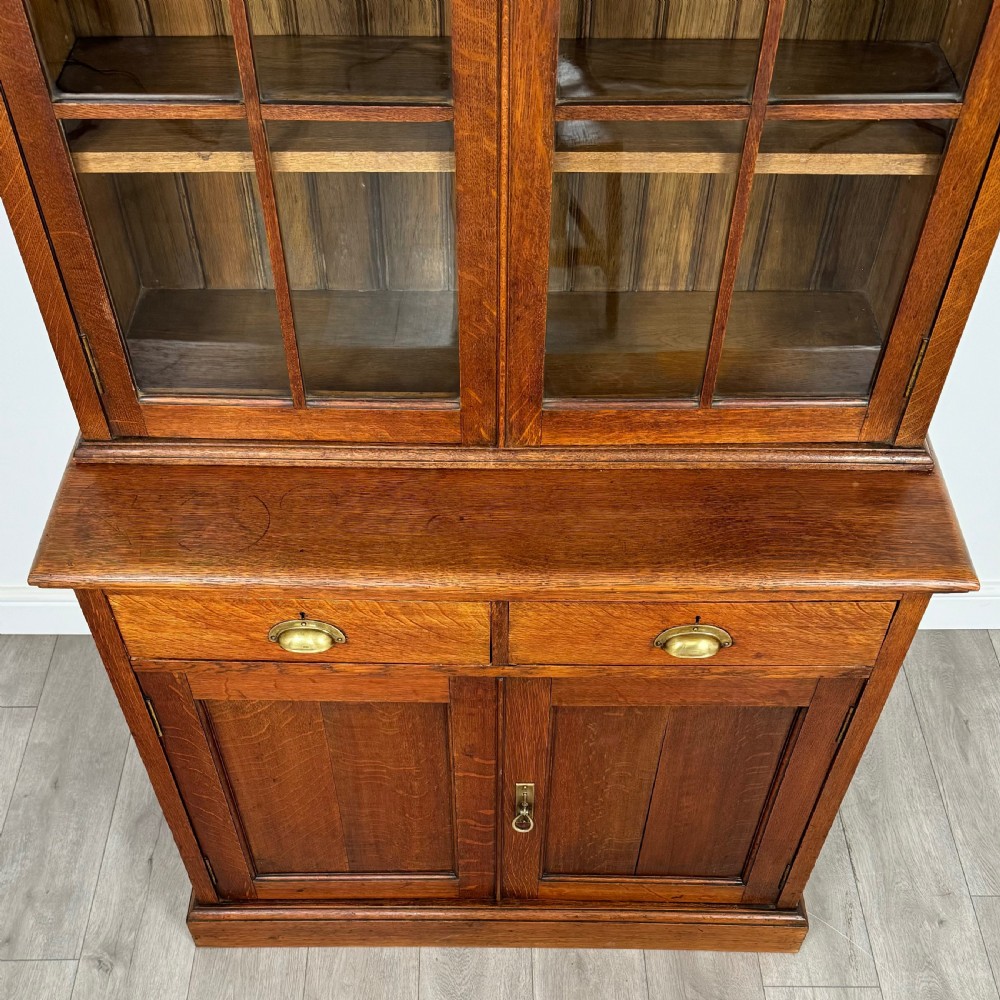 Antique 20th Century Fine Quality Bookcase In Oak  View XI