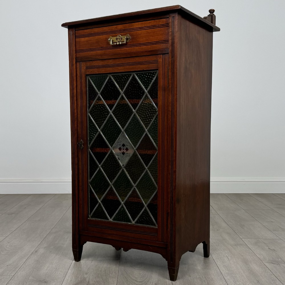  Antique 20th Century Stained Glass Cabinet In Mahogany  View III