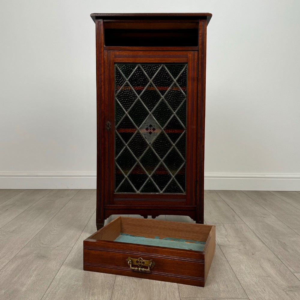  Antique 20th Century Stained Glass Cabinet In Mahogany  View XI