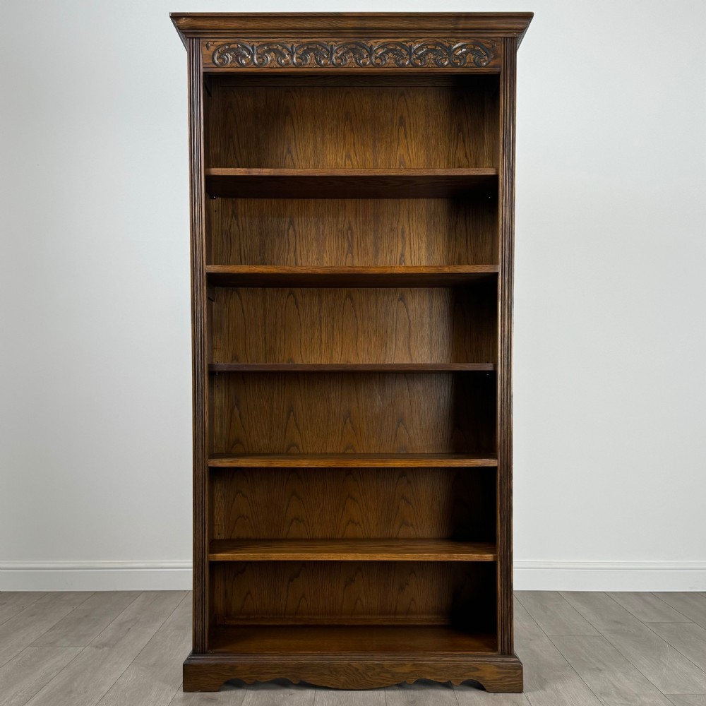 Antique 20th Century Carved Open Bookcase In Oak 