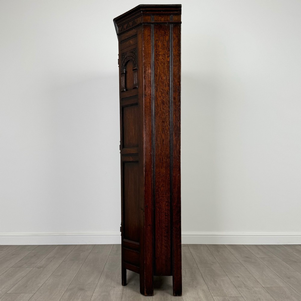  Antique 20th Century Fine Quality Wardrobe In Oak View IV