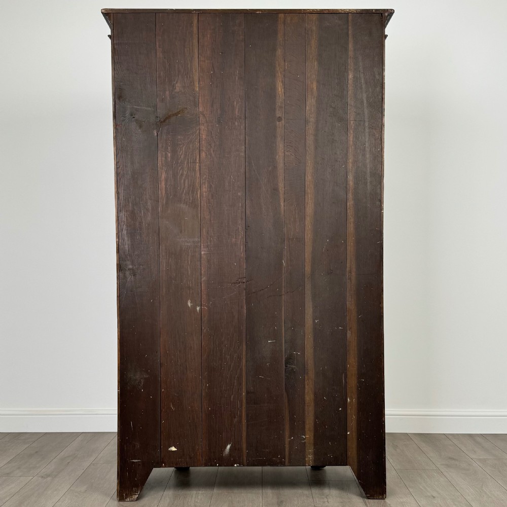  Antique 20th Century Fine Quality Wardrobe In Oak View VI