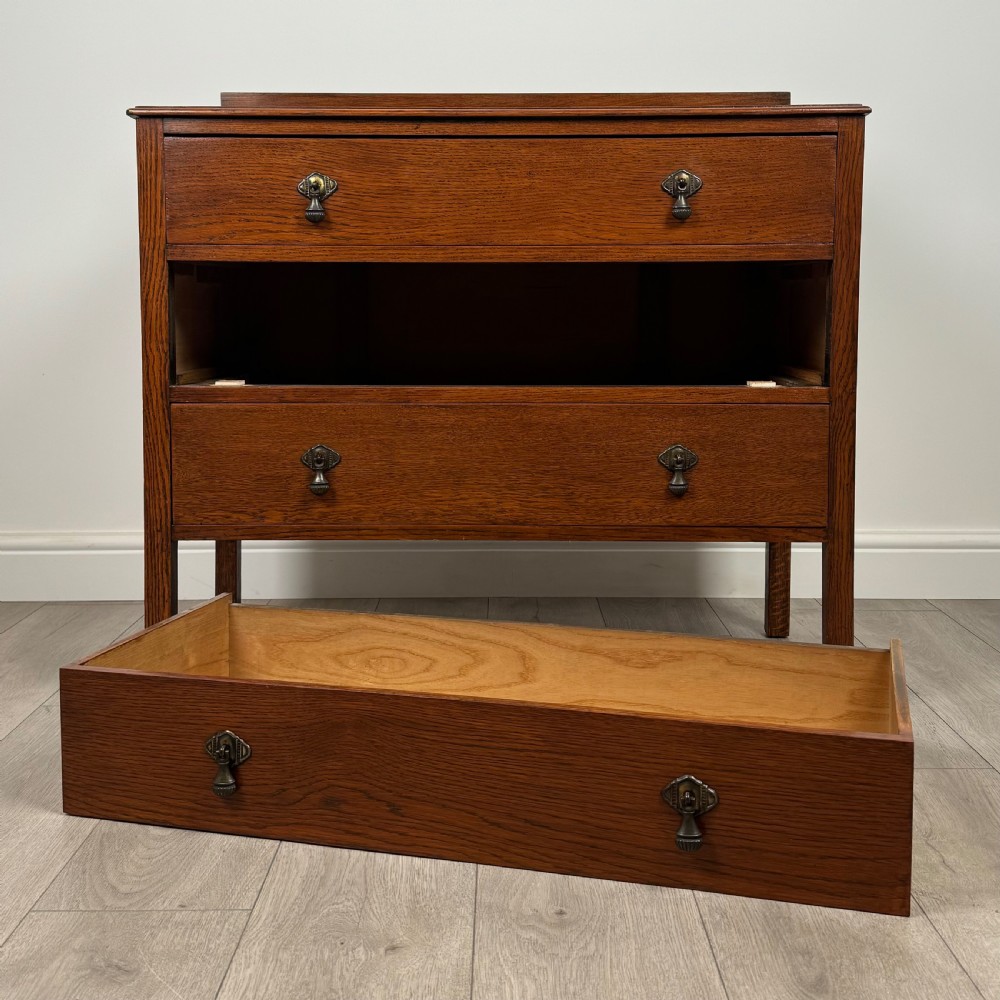 Antique 20th Century Golden Oak Chest Of Drawers  View X