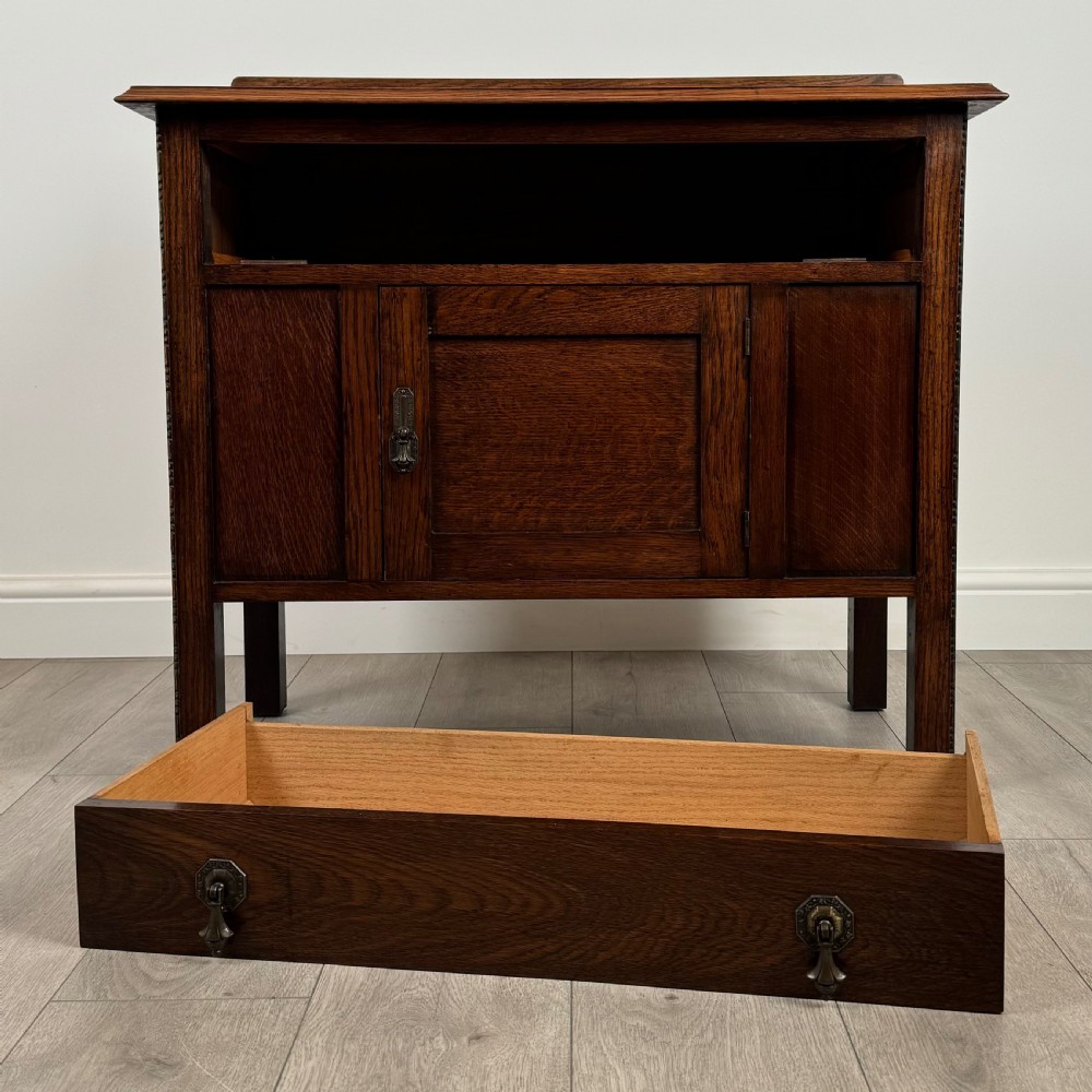Antique 20th Century Good Quality Cupboard In Oak  View XI