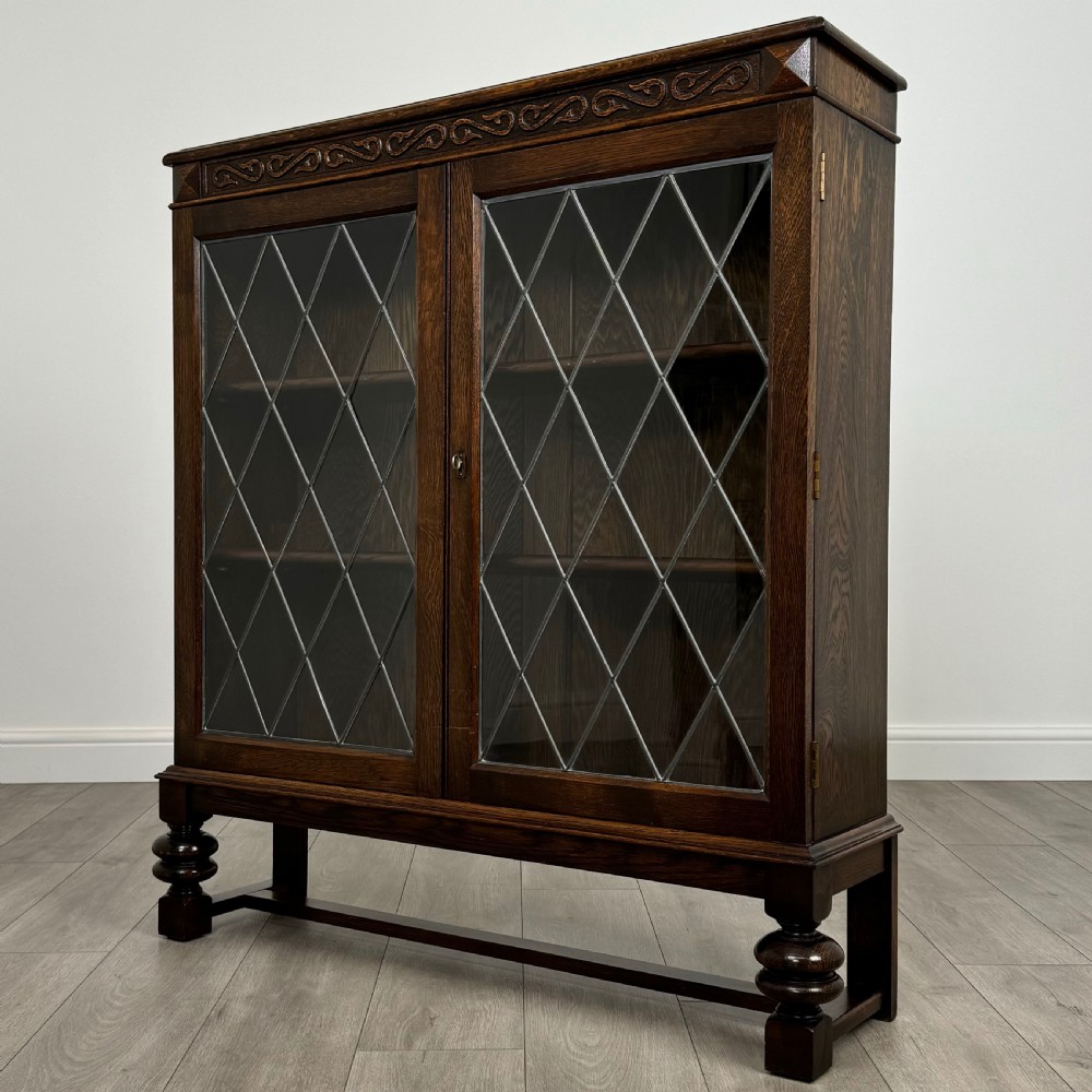  Antique 20th Century Fine Quality Display Cabinet In Oak  View III
