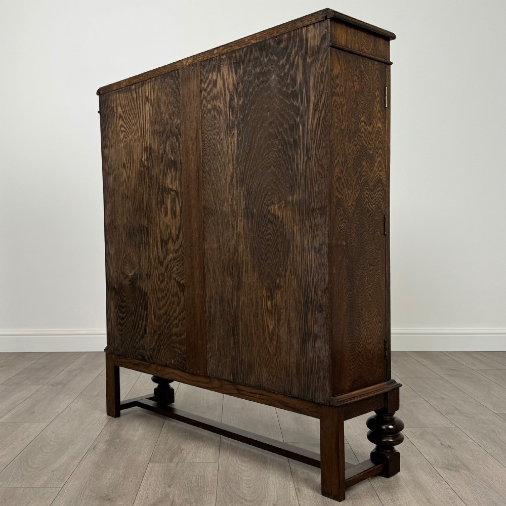 Antique 20th Century Fine Quality Display Cabinet In Oak  View VI