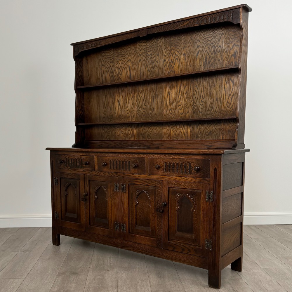 Antique 20th Century Good Quality Dresser In Oak  View III