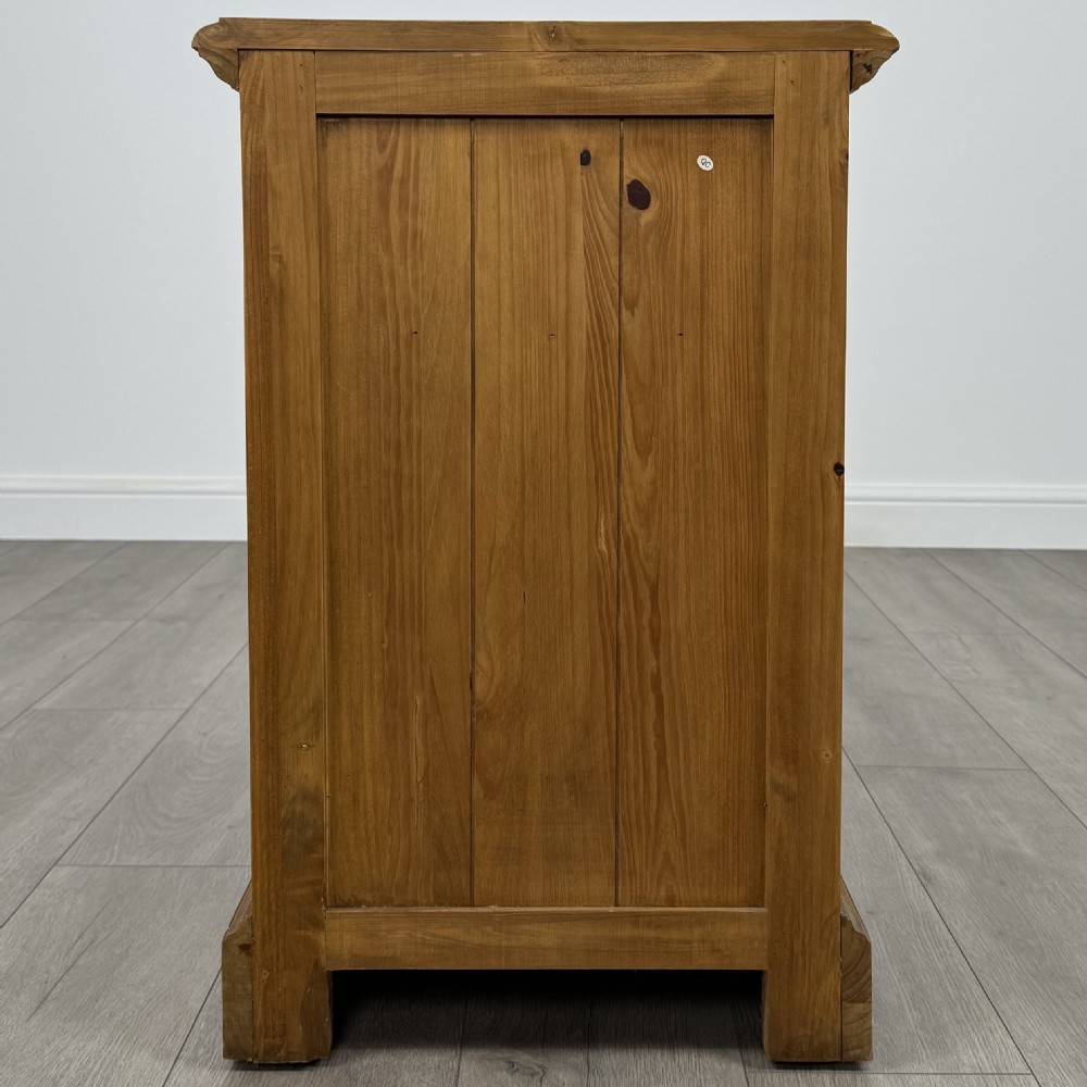Vintage 20th Century Pair Of Gothic Style Bedside Cabinets  View X
