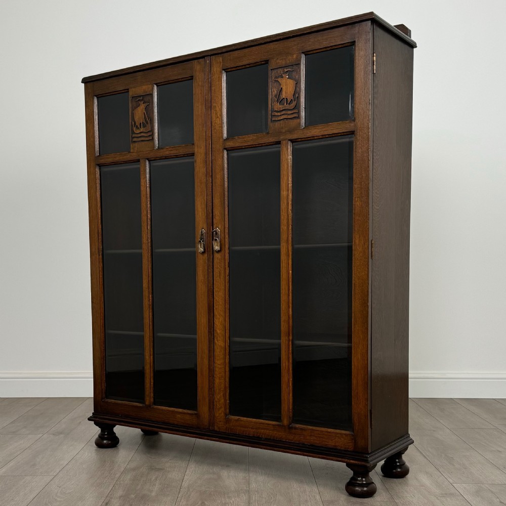 Antique 20th Century Good Quality Display Cabinet In Oak  View III