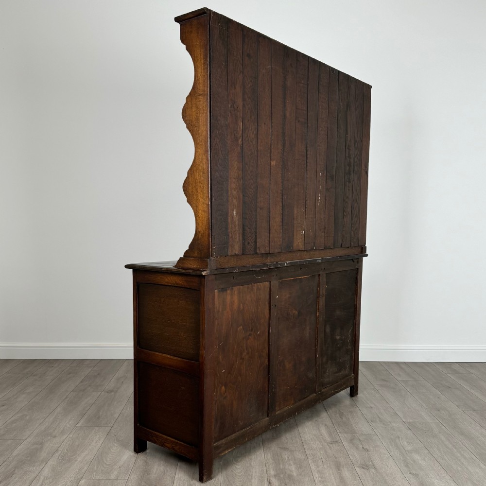 Antique 20th Century Good Quality Dresser In Oak  View V