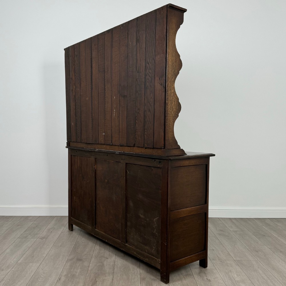 Antique 20th Century Good Quality Dresser In Oak  View VII