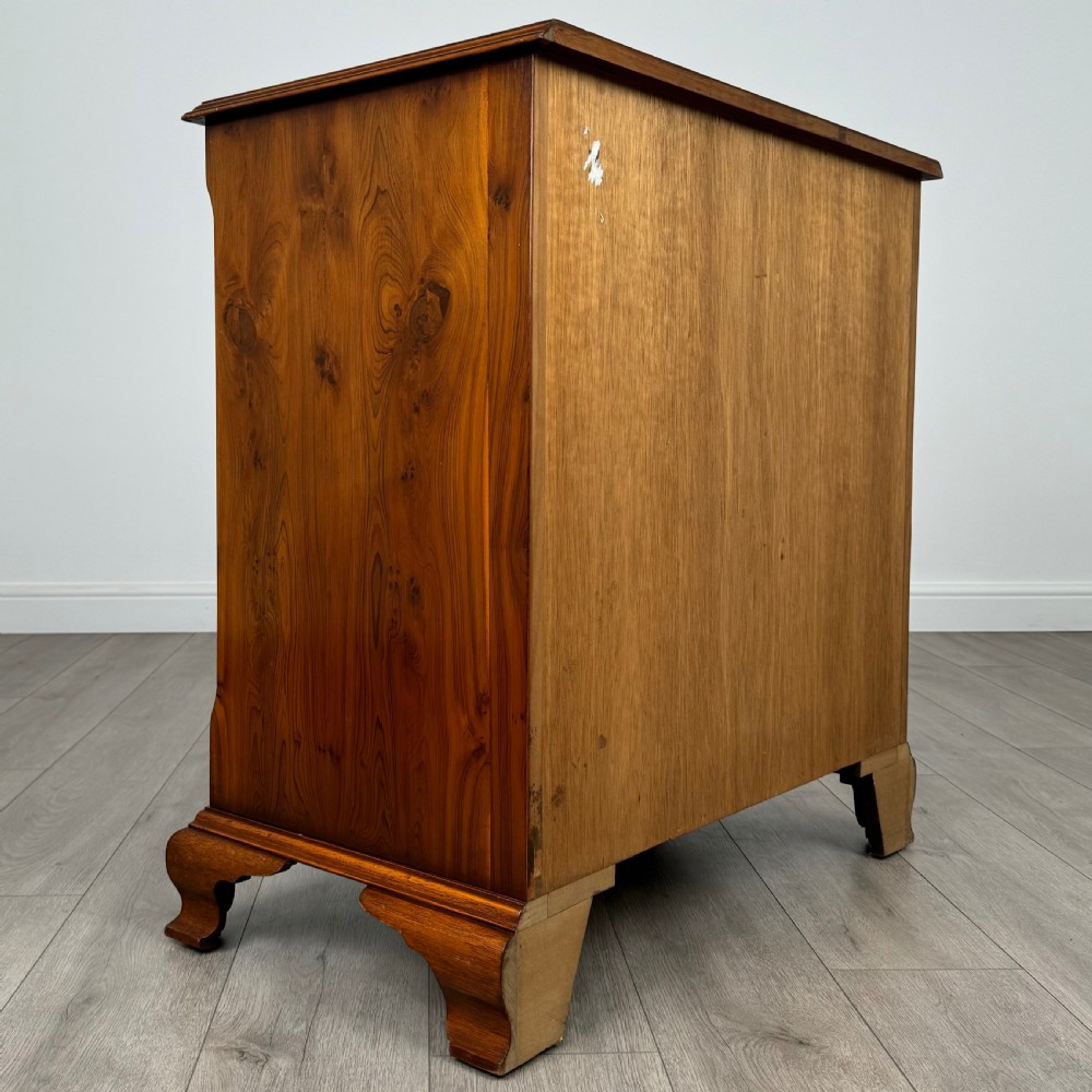 Antique 20th Century Chest Of Drawers In Yew Wood  View V