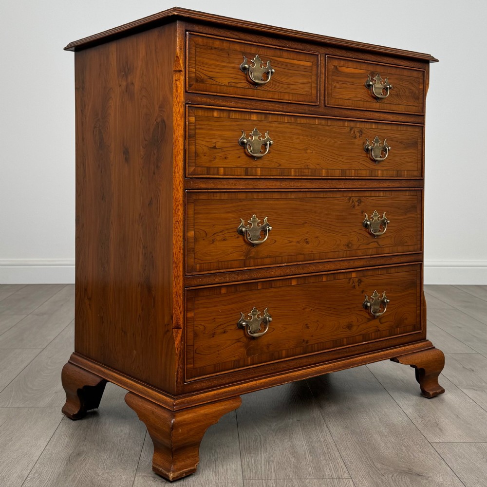 Antique 20th Century Chest Of Drawers In Yew Wood  View VIII