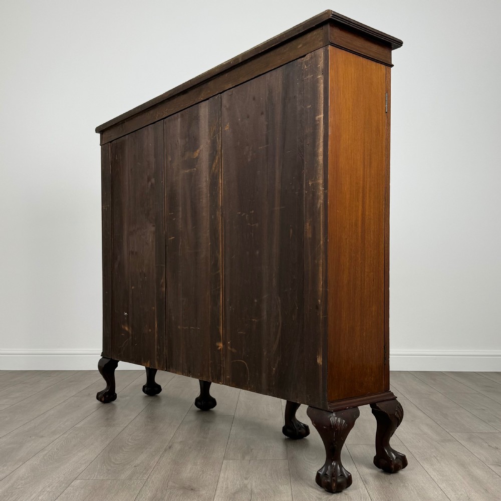  Antique 20th Century Fine Quality Display Cabinet In Mahogany  View VII