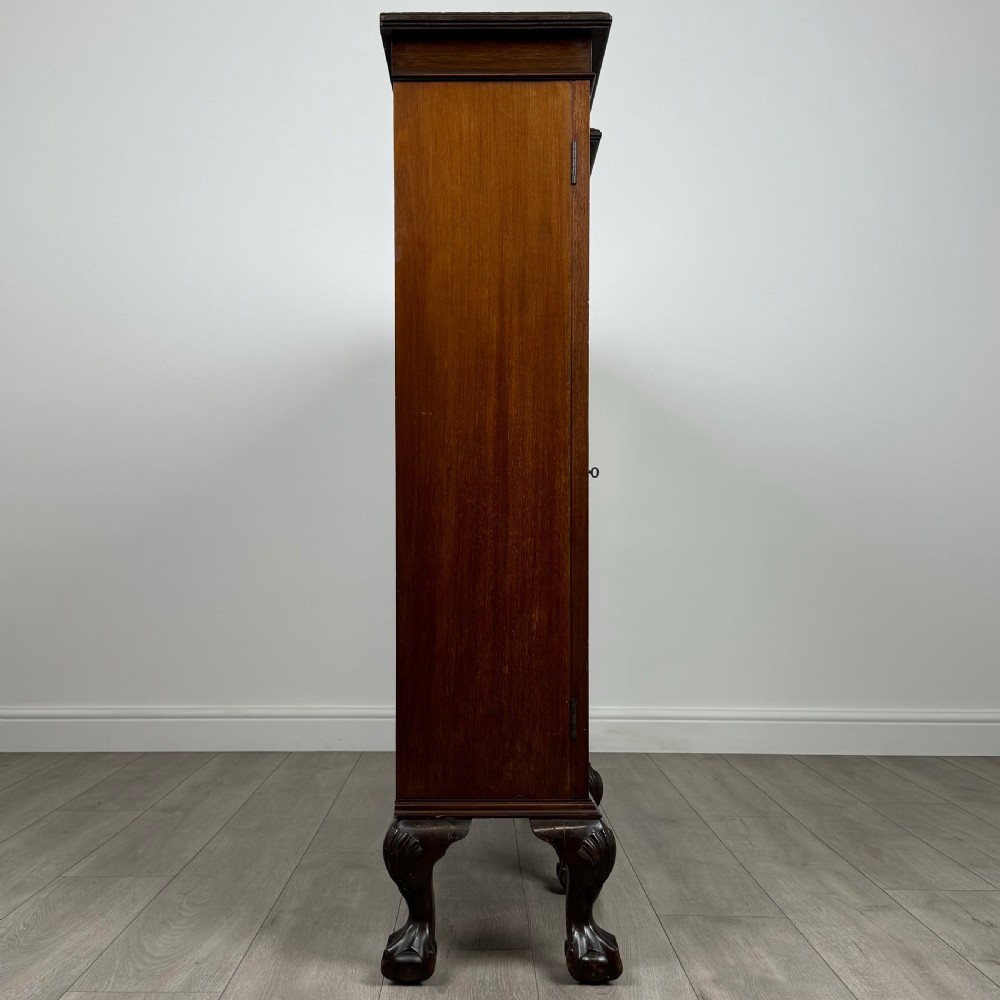  Antique 20th Century Fine Quality Display Cabinet In Mahogany  View VIII