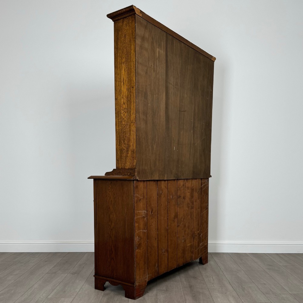 Antique 20th Century Good Quality Dresser In Oak View IV