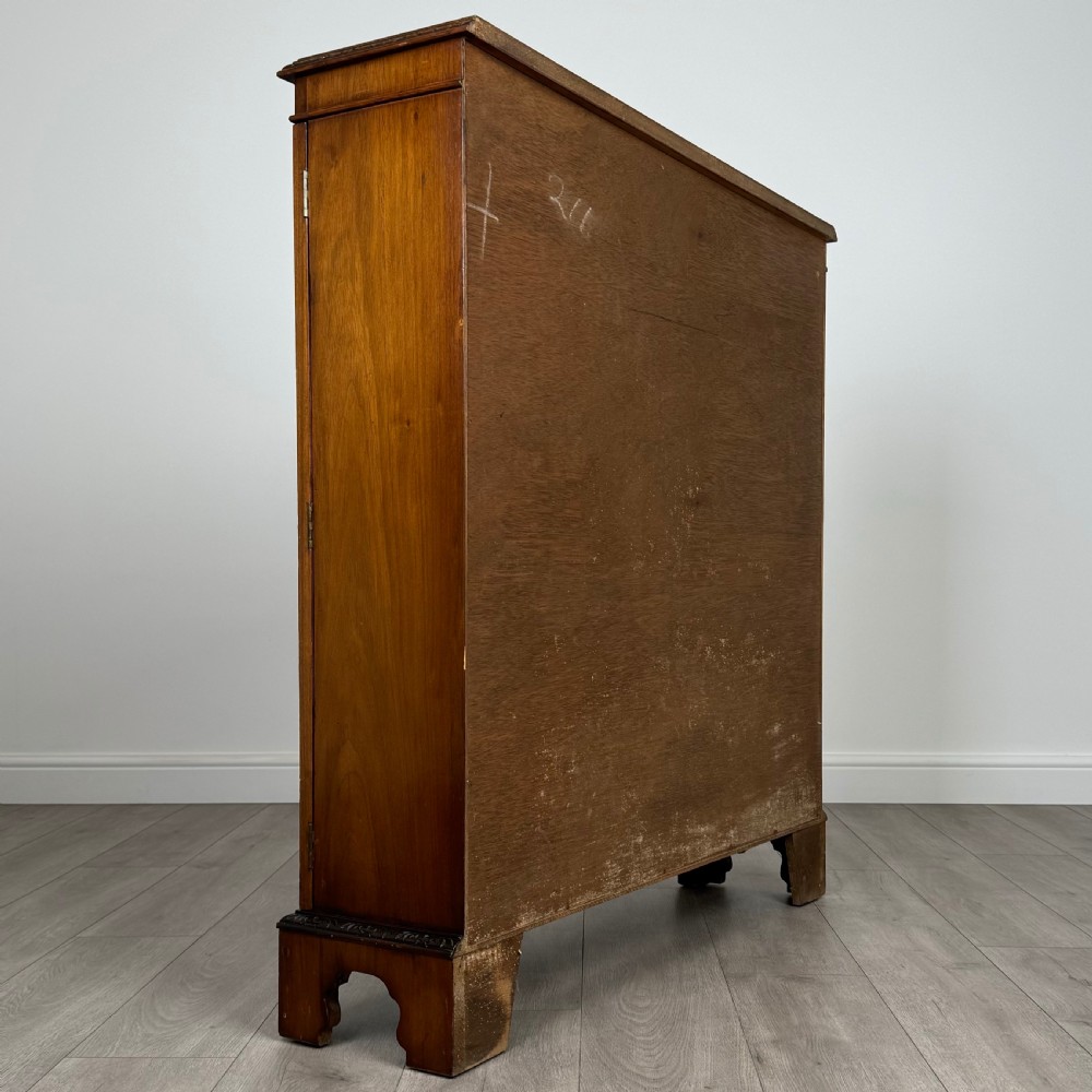 Antique 20th Century Display Cabinet In Mahogany  View V