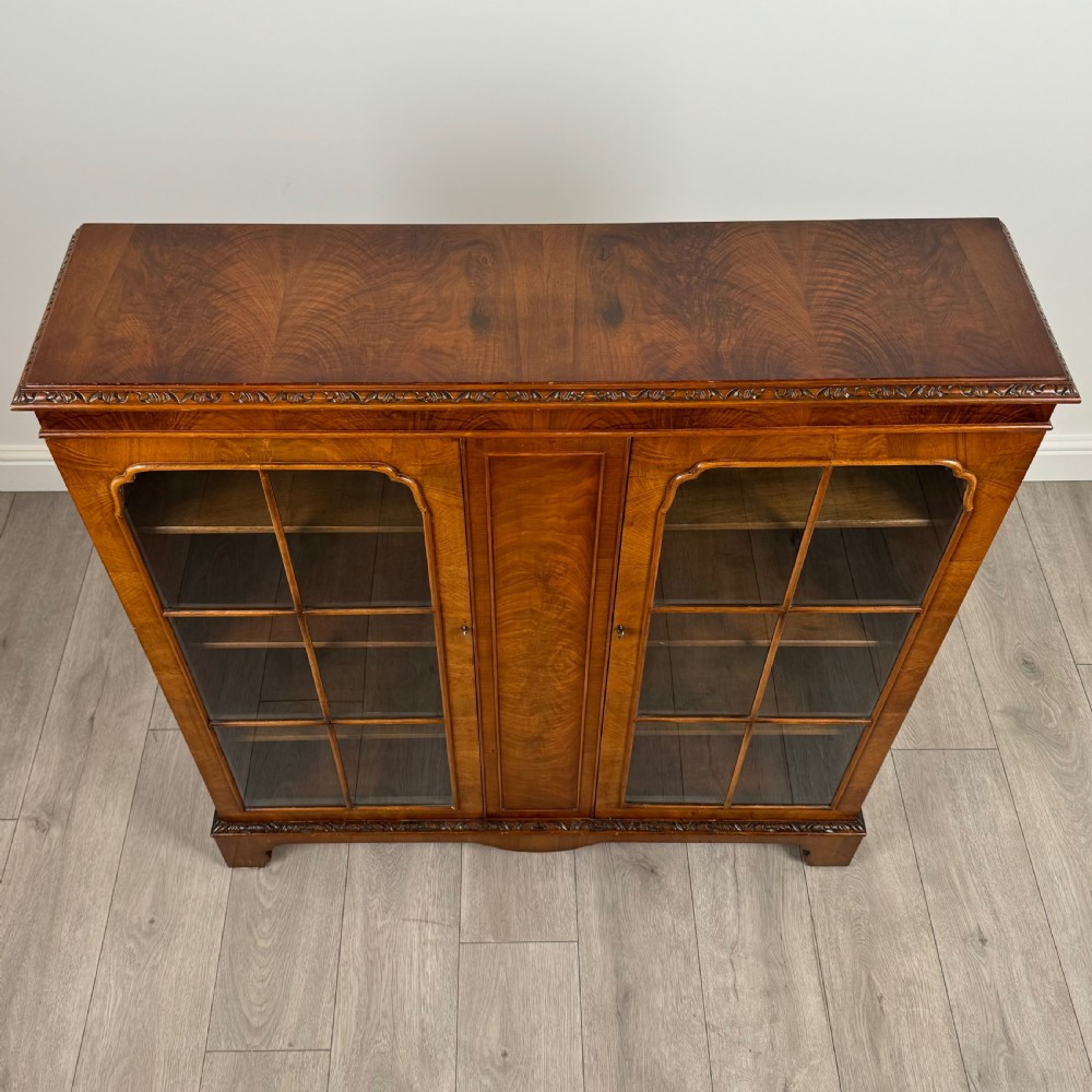 Antique 20th Century Display Cabinet In Mahogany  View X