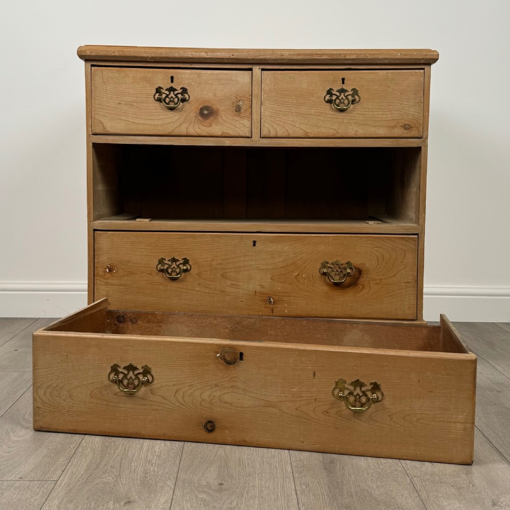 Antique 19th Century Pine Chest Of Drawers  View X
