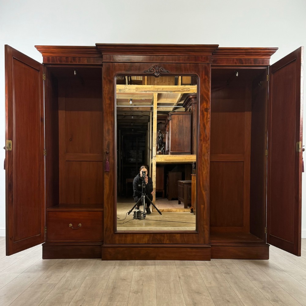 Antique 19th Century Fine Quality Large Mahogany Wardrobe  View III