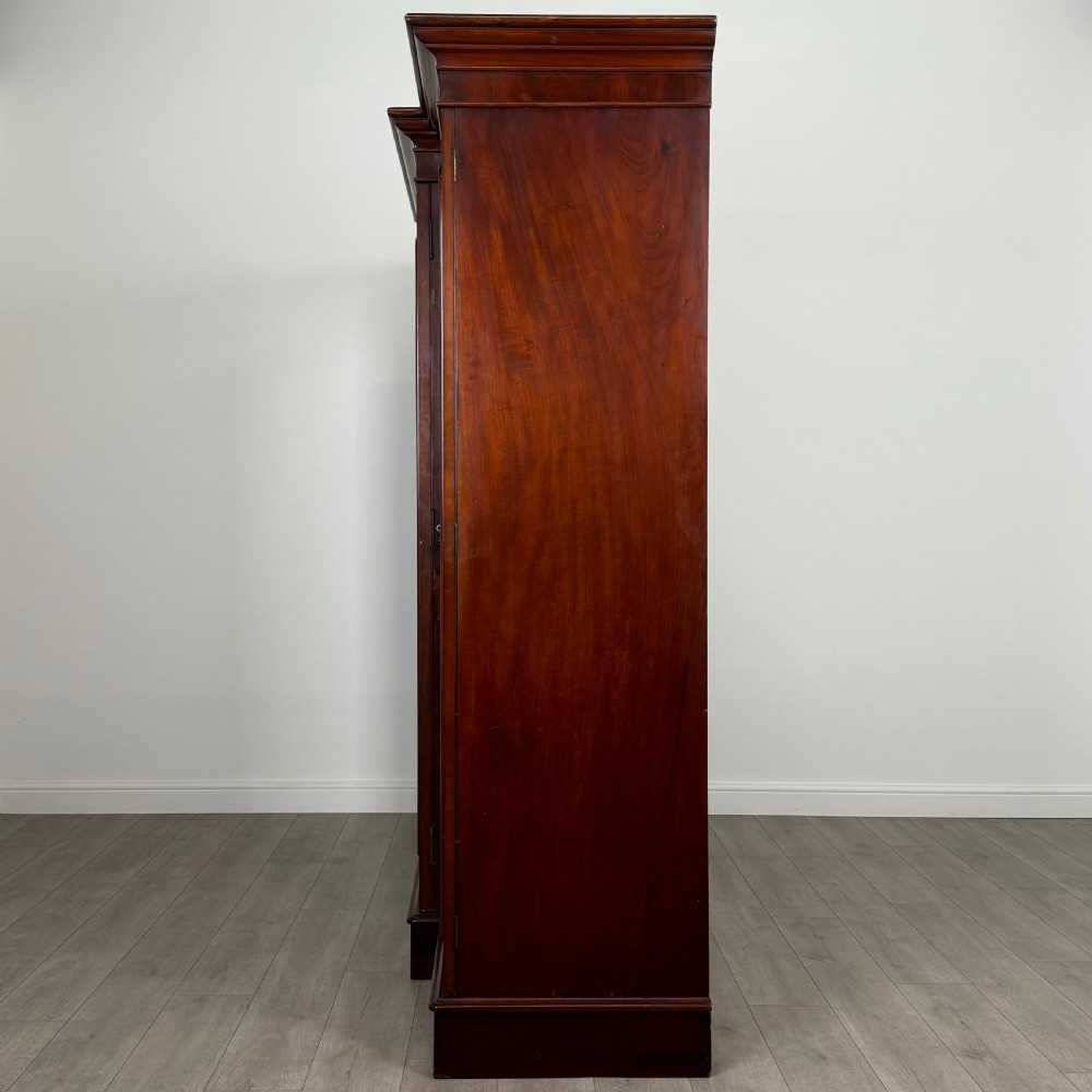 Antique 19th Century Fine Quality Large Mahogany Wardrobe  View VI
