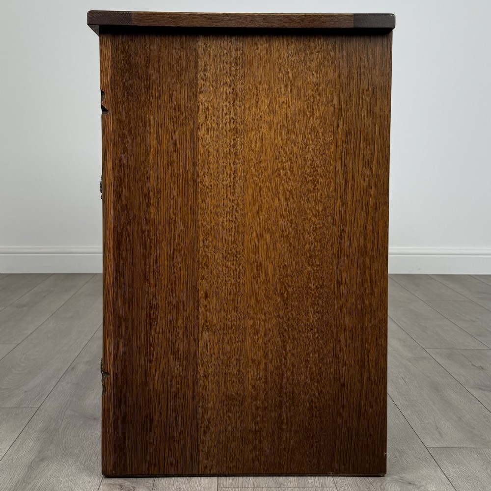 Antique 20th Century Single Pedestal Desk In Oak  View IV