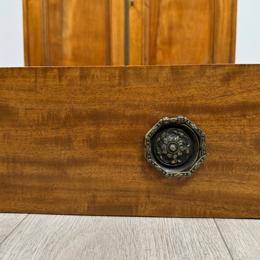  Antique 18th Century Cupboard In Mahogany  View XII