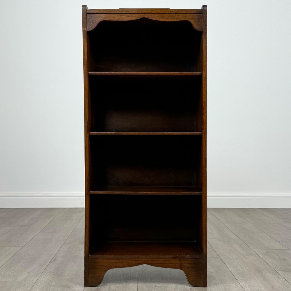 Antique 20th Century Small Open Bookcase In Oak  View II