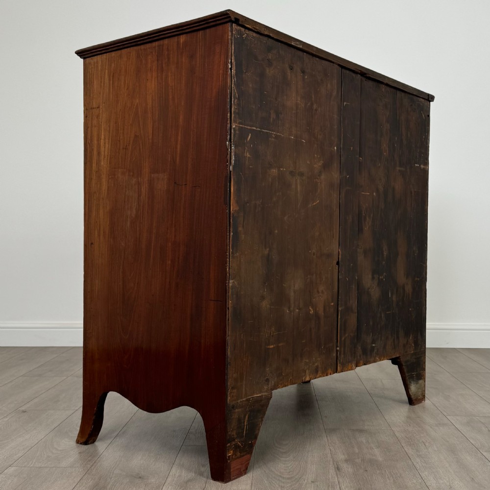 Antique 18th Century Fine Quality Chest Of Drawers In Mahogany  View IV