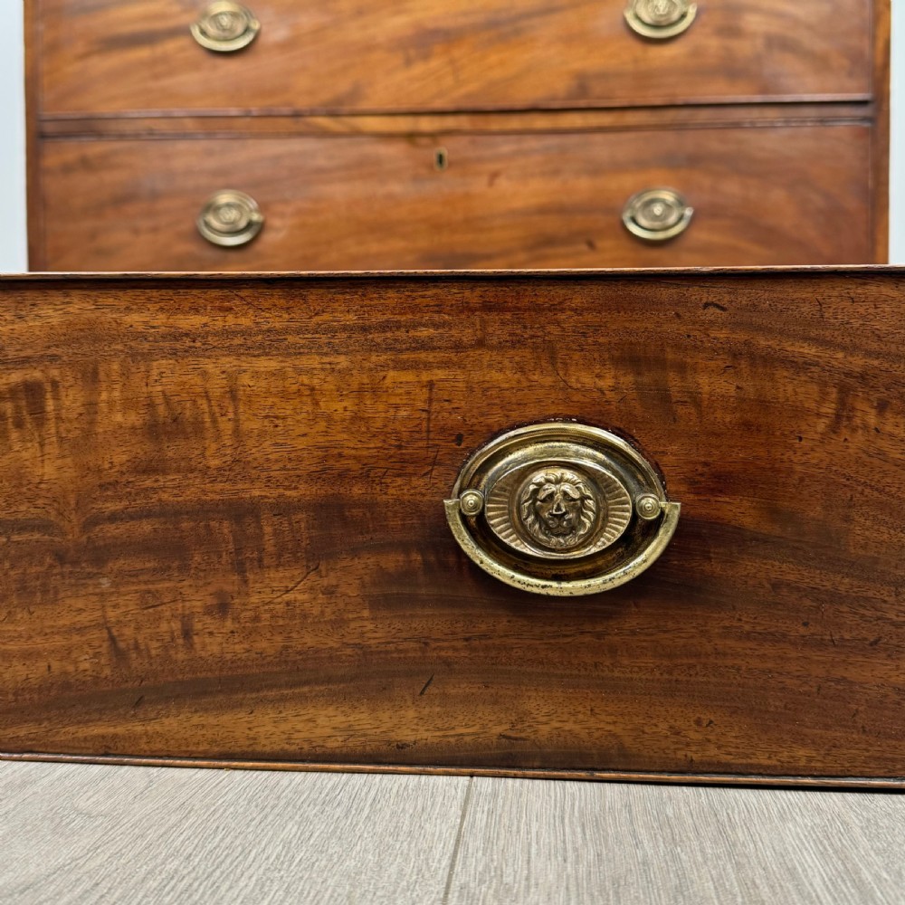 Antique 18th Century Fine Quality Chest Of Drawers In Mahogany  View XI