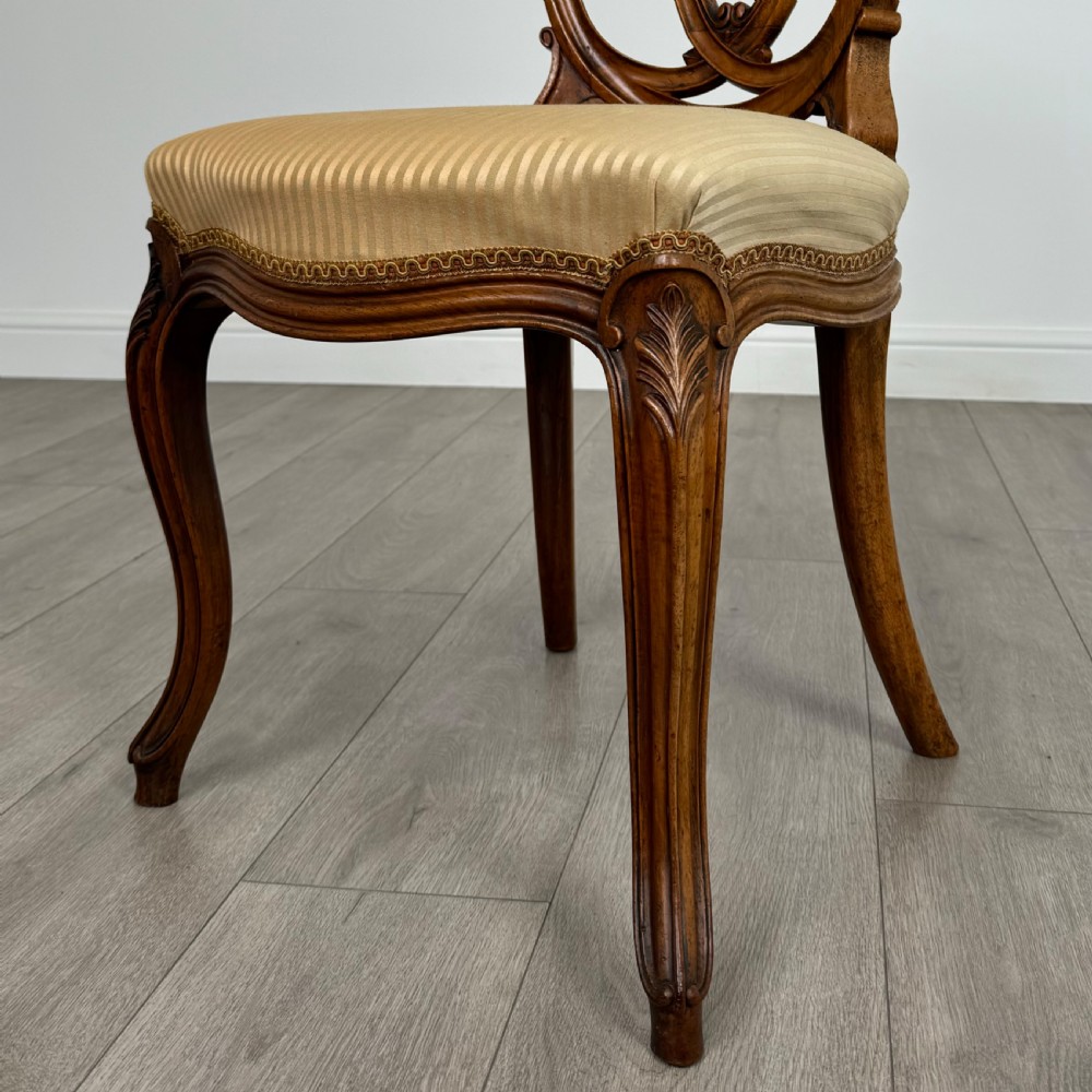Antique 19th Century Set Of 4 Walnut Dining Chairs  View V
