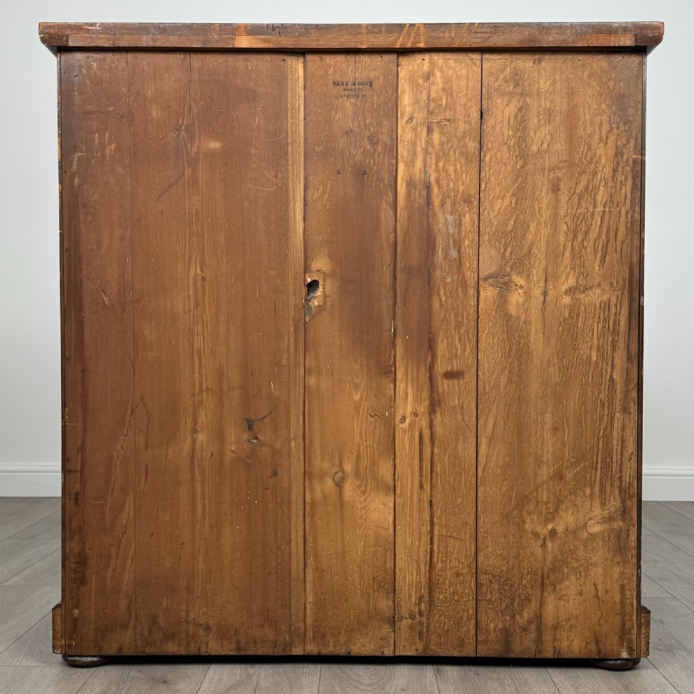 Antique 19th Century Fine Quality Chest Of Drawers In Mahogany View IV