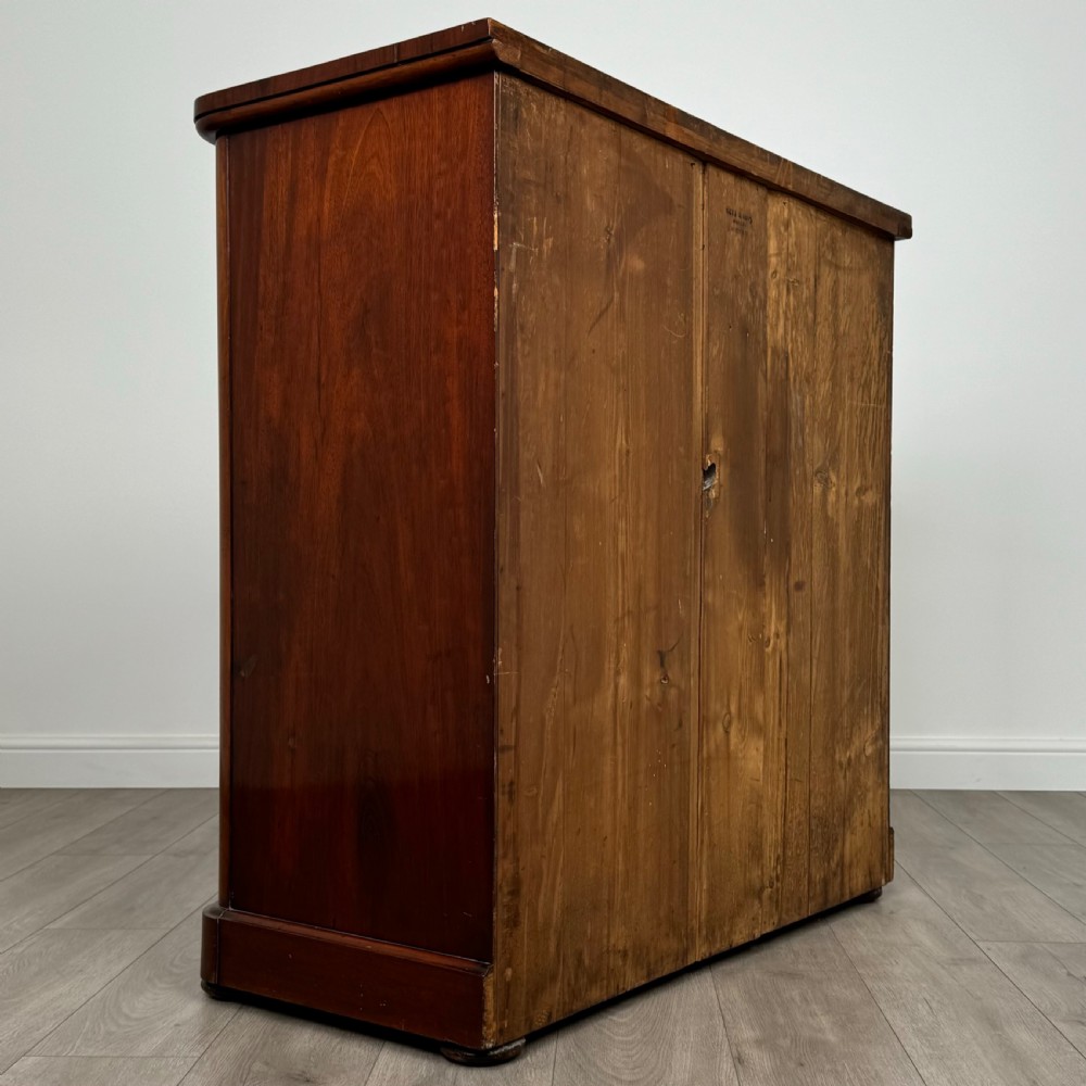Antique 19th Century Fine Quality Chest Of Drawers In Mahogany View V