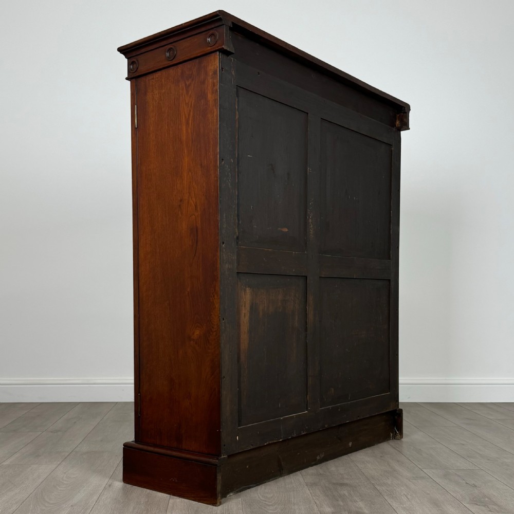 Antique 20th Century Fine Quality Display Cabinet In Walnut  View VI