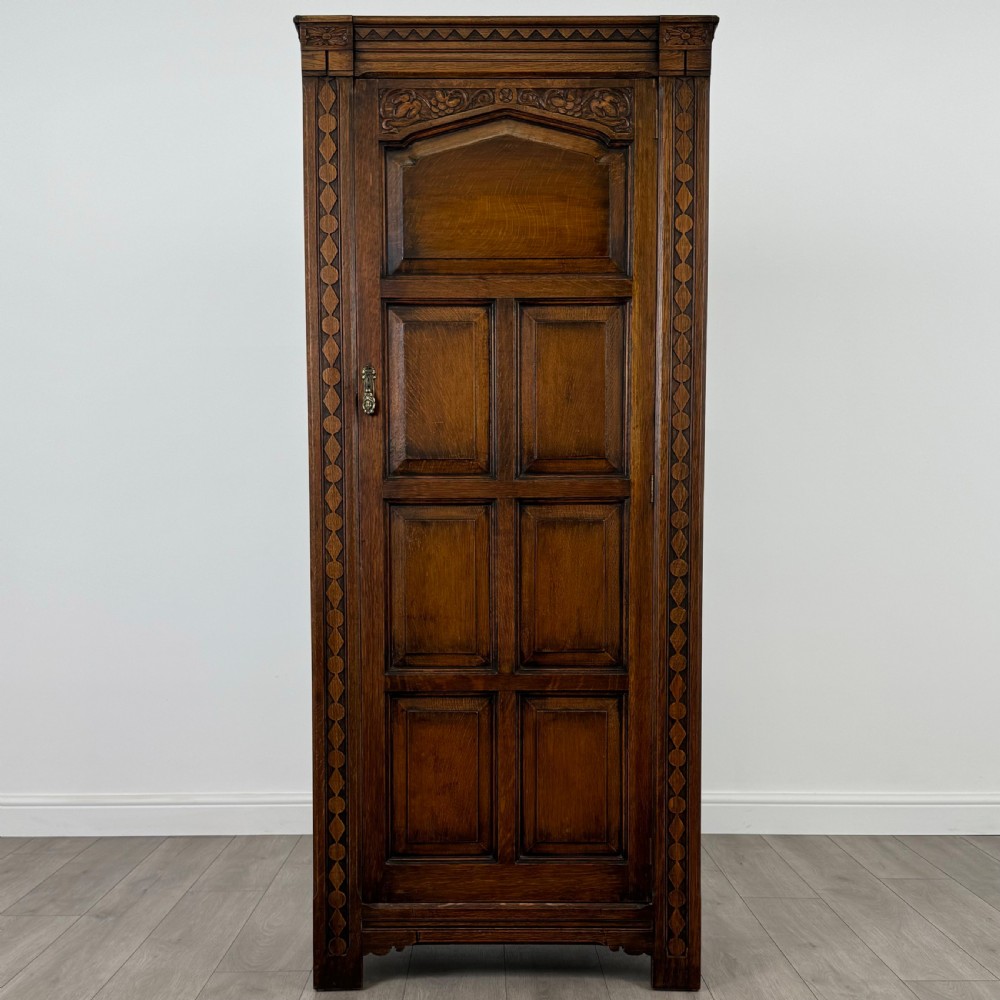 Antique 20th Century Fine Quality Small Oak Wardrobe 