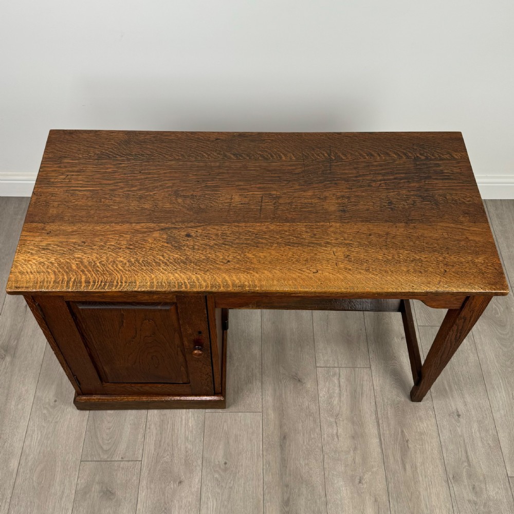 Antique 20th Century Good Quality Desk In Oak  View X