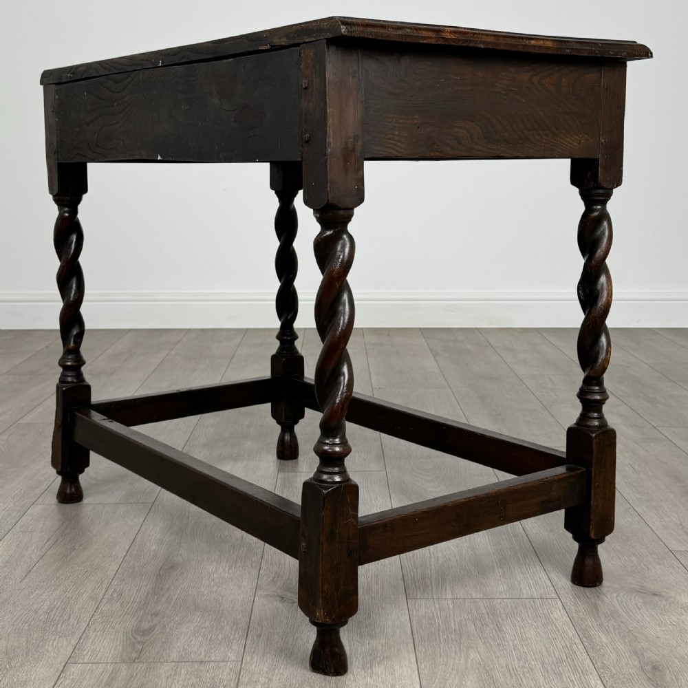 Antique 20th Century Barley Twist Side Table In Oak  View VII